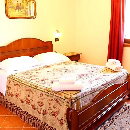 Apartamento Casale Orioles *