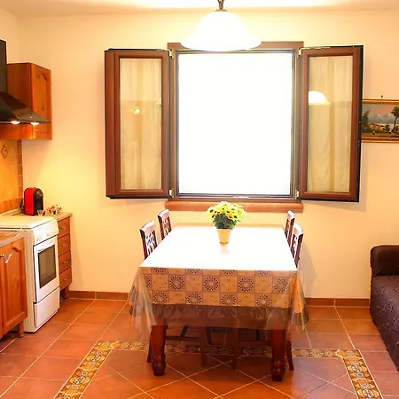 Casale Orioles Torretta (Sicily)