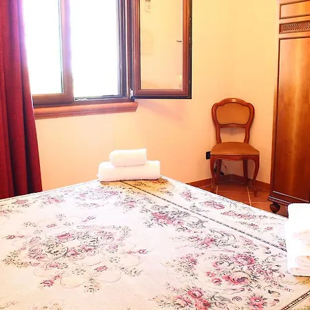 Casale Orioles * Torretta (Sicily)